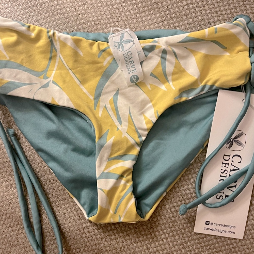 Carve Designs Mustique Reversible bottoms